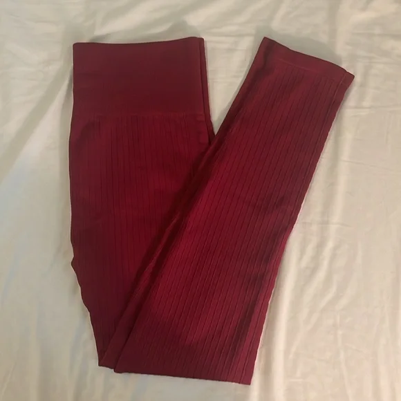 Zyia Scarlet Ribbed Seamless Leggings 7/8 24” Sz L - Picture 8 of 11